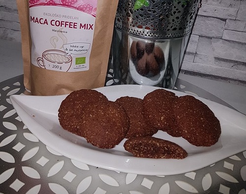 Maca coffee piškoti 