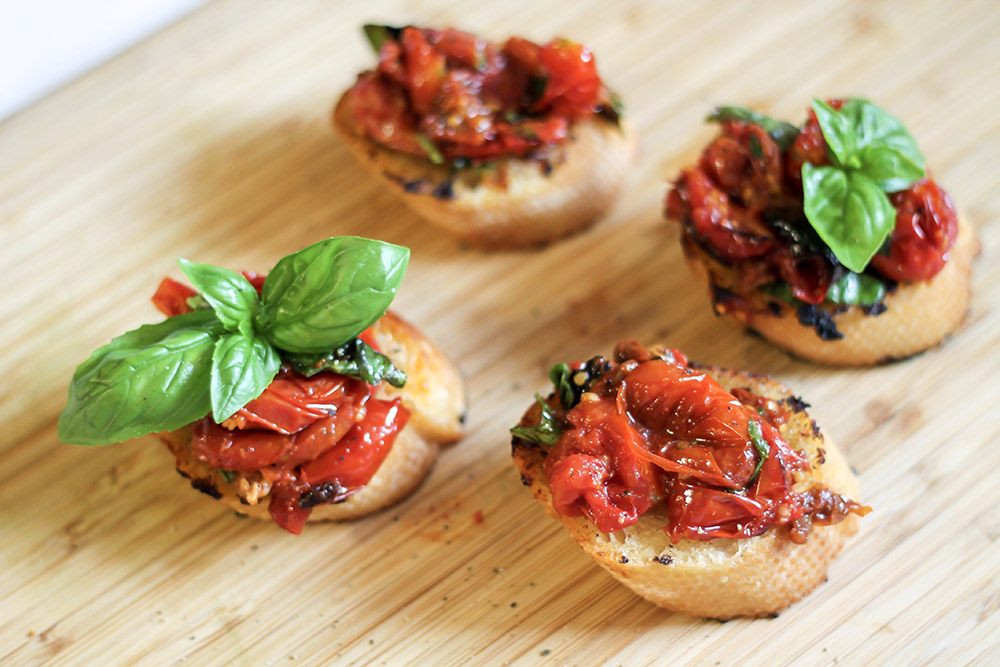 Paradižnikova bruschetta 