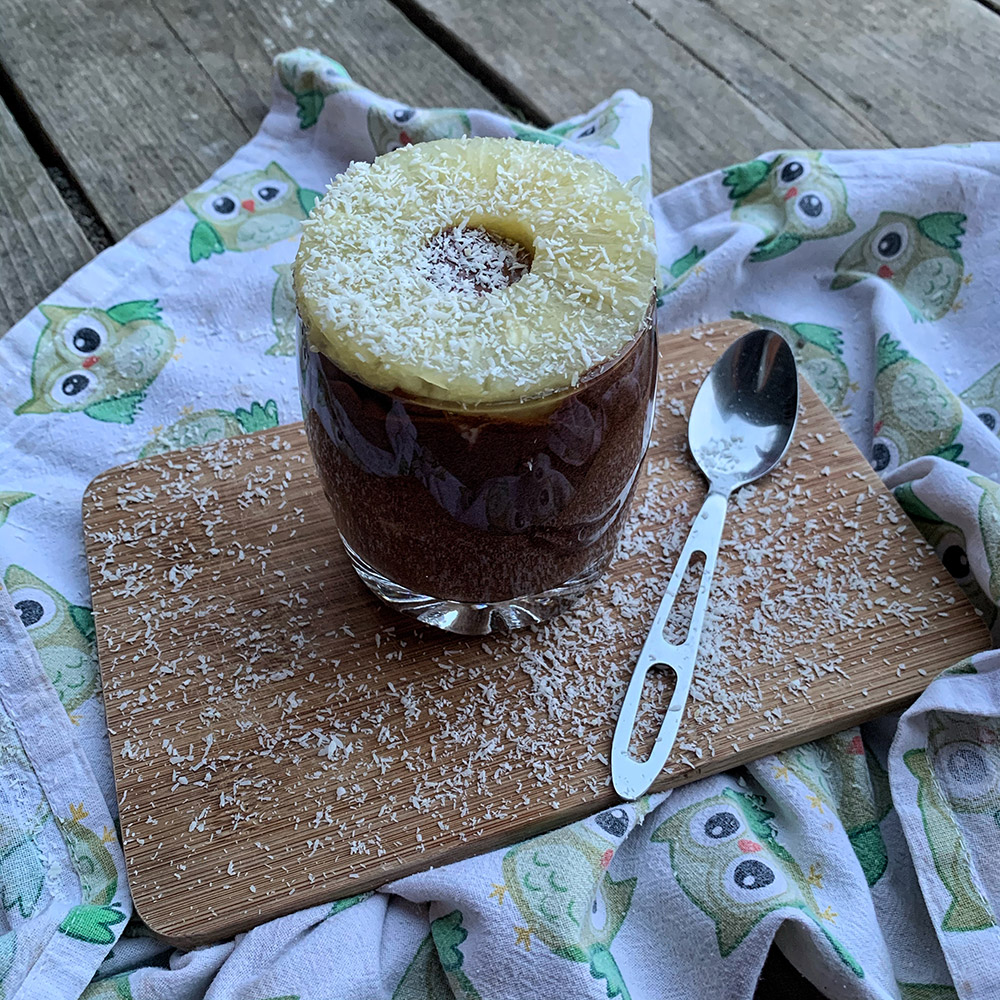 Čokoladno-ananasov mousse