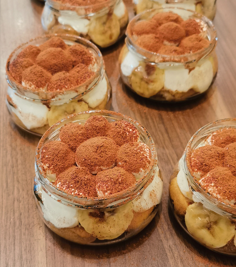 Bananin tiramisu brez jajc 