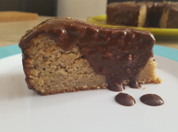 Bananina tortica z arašidovim maslom 