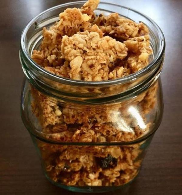 Domaća veganska granola