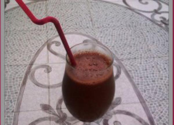 Smoothie od maline i goji bobic